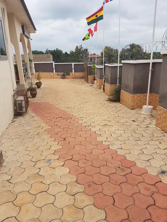 Maryland Guest House Sunyani Экстерьер фото